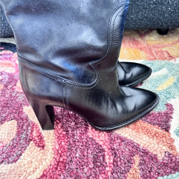 Black leather western block heeled knee high boots. Size 38 - Picture 3 of 6
